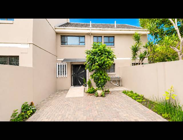 3 BEDROOM TOWNHOUSE FOR SALE IN MORNINGSIDE